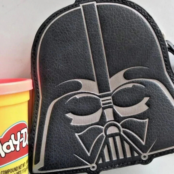 Loungefly Disney Star Wars Darth Vader Coin Case Wallet Black Silver-Collectible - Picture 2 of 5